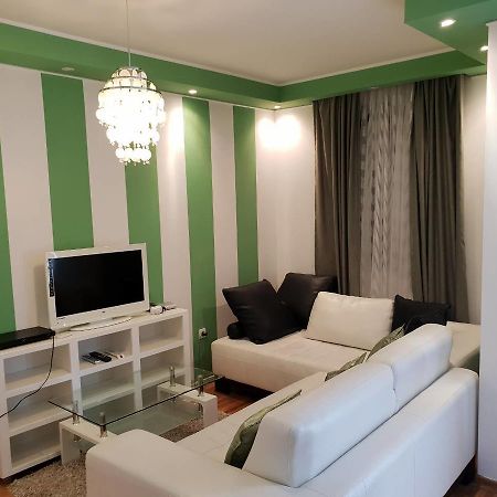 Bozovic Apartamento Bečići Exterior foto