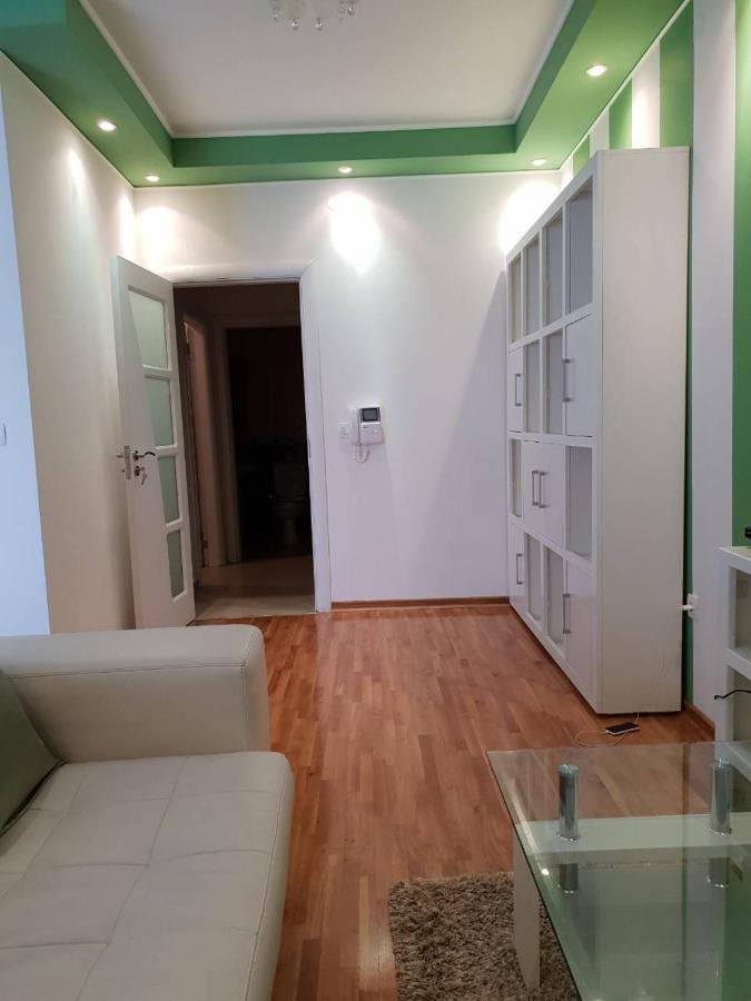 Bozovic Apartamento Bečići Exterior foto