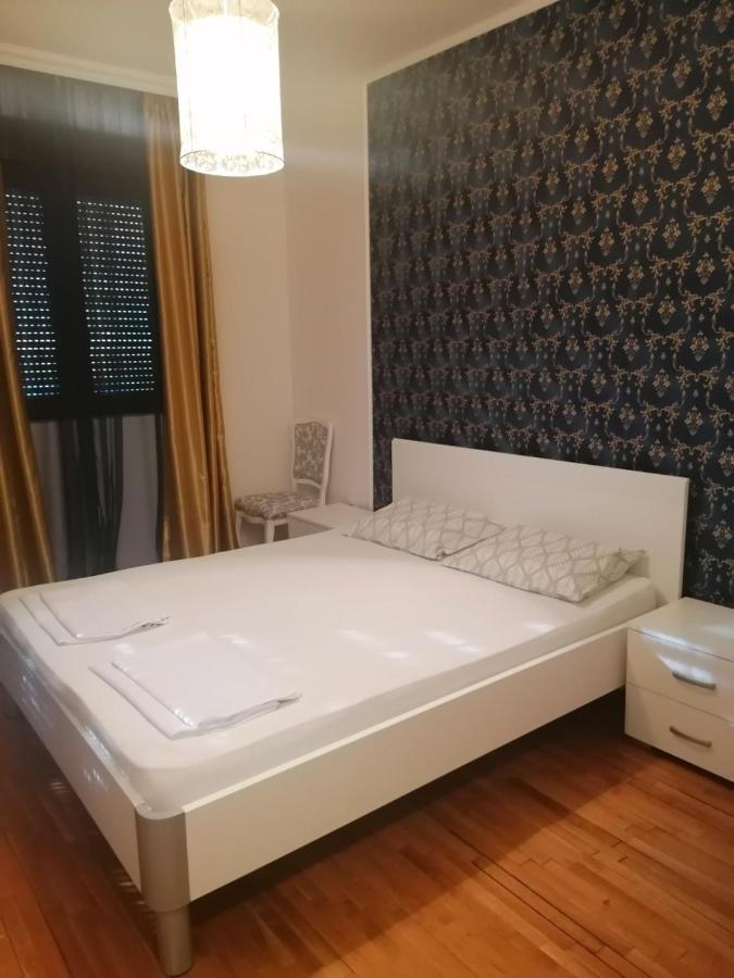 Bozovic Apartamento Bečići Exterior foto