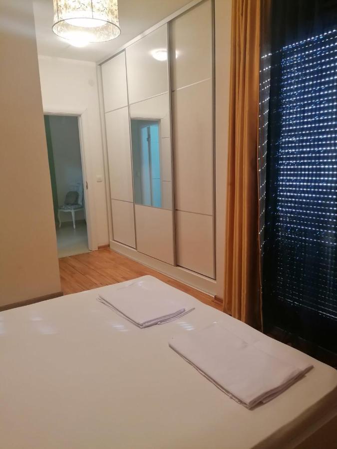 Bozovic Apartamento Bečići Exterior foto