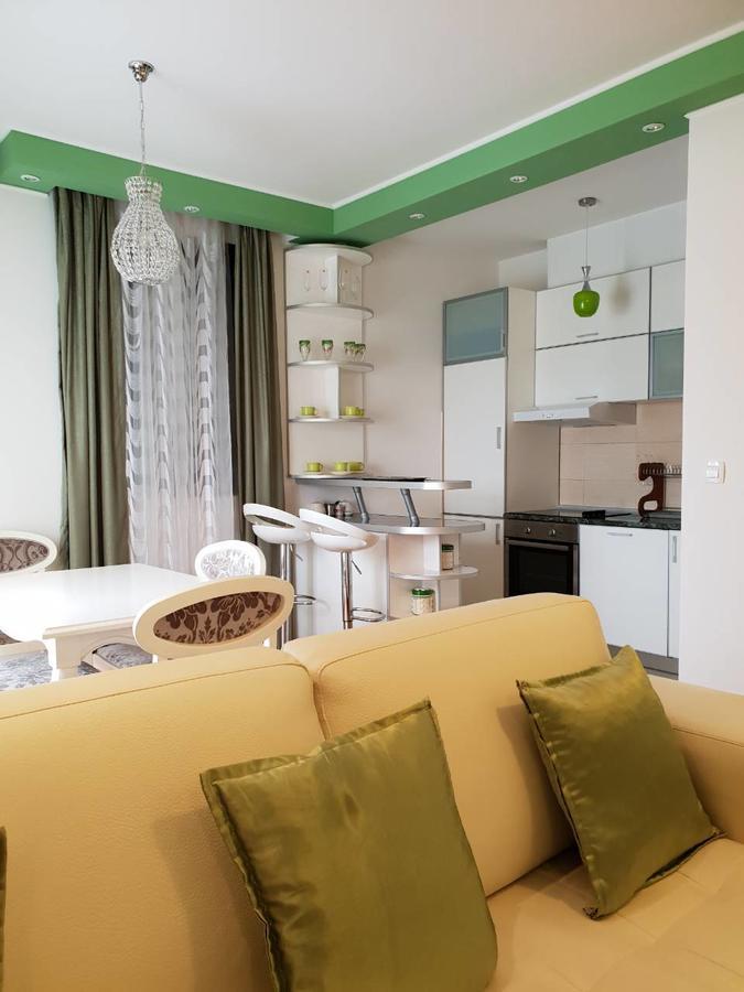 Bozovic Apartamento Bečići Exterior foto