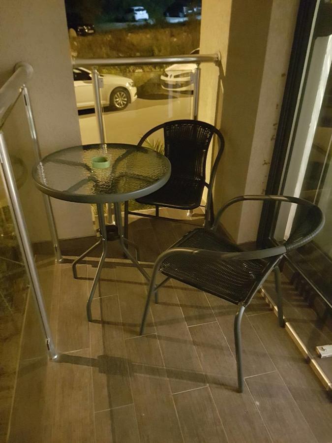 Bozovic Apartamento Bečići Exterior foto